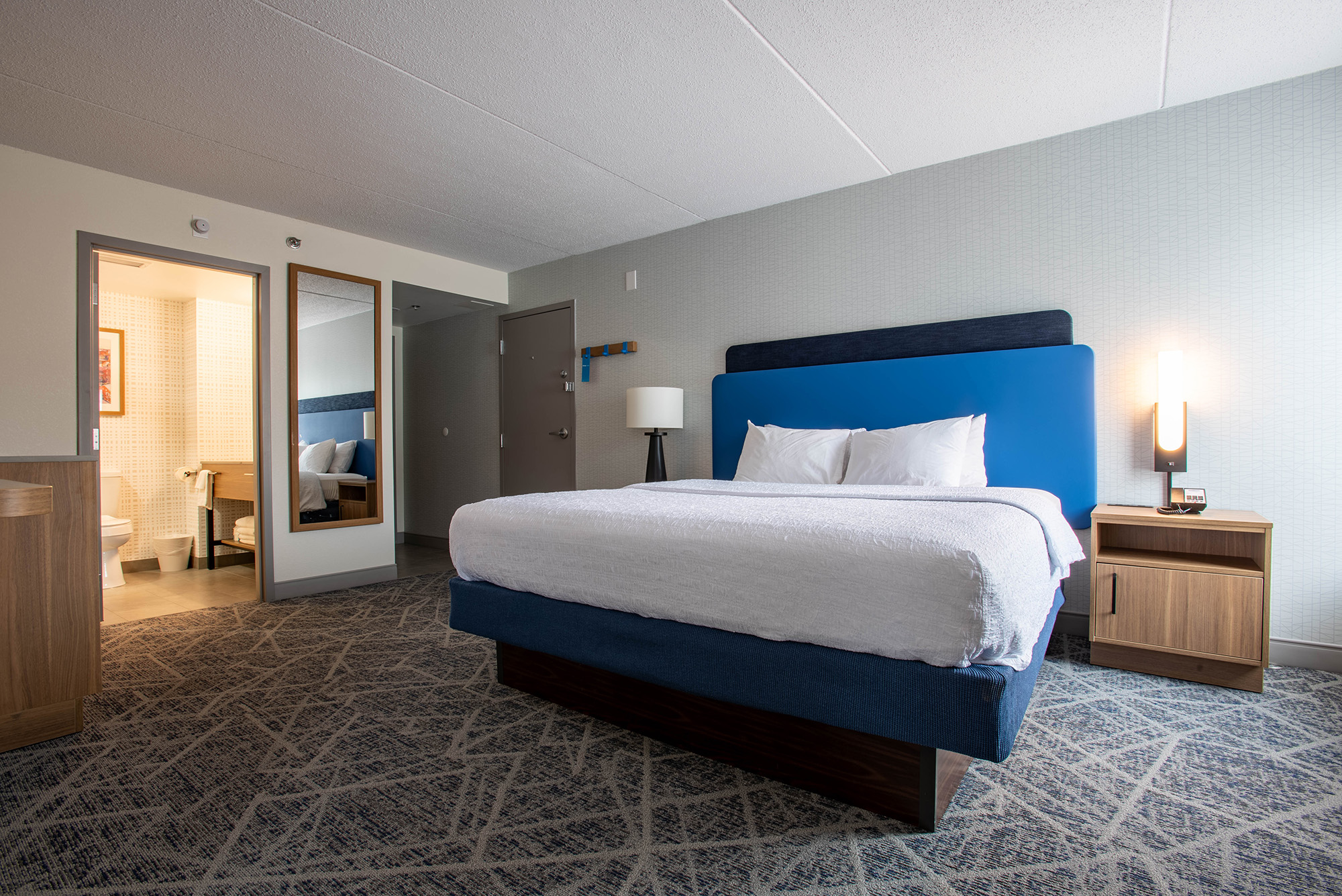 Hampton Inn guest room